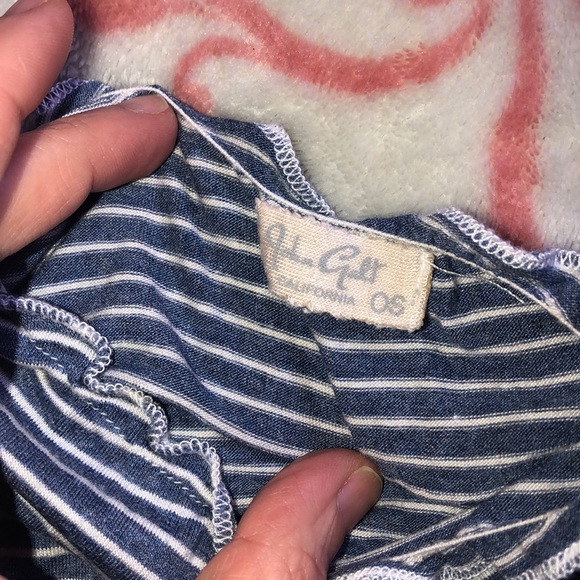 Brandy Melville cropped top - Picture 3 of 6